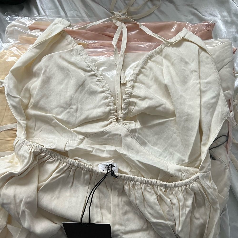 Color Block Midi Dress  - Picture 5 of 6